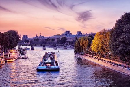 Big Bus Paris Hop on Hop off with seine River Cruise 2 Day E-Ticket